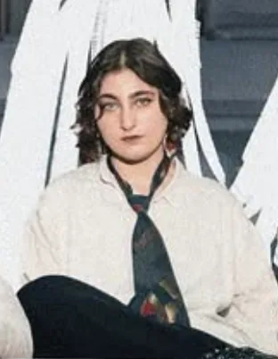 Aghvesss portrait